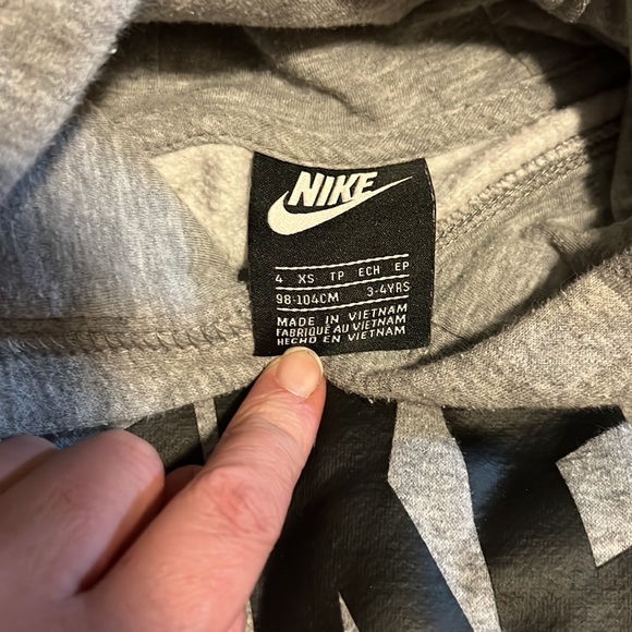 Toddler boys Nike hoodie and jacket - Picture 5 of 5